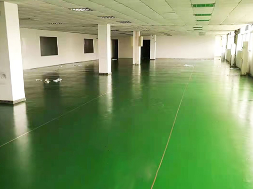 环氧地坪漆的耐磨涂层选择：根据使用需求选择不同类型的涂层